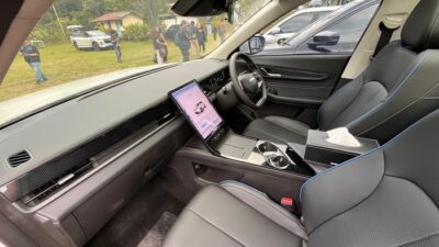 **Mengintip Kabin Mobil Listrik Jaecoo J5 EV, Mewah dan Modern**