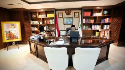 “Mensos Ajak Pemda Kawal Rp 30 Triliun Bansos, Apakah Dana Ini sampai ke Masyarakat?”