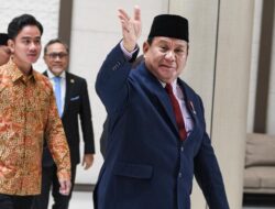 “Prabowo dan Tahun Pertama: Baca Kisah Sukses dari Sudut Pandang Sishankamrata”
