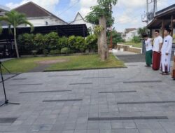“Bupati Banyuwangi: ASN Harus Berpakaian Santri, Ini Alasannya!”