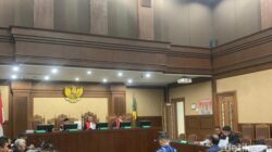 **4 Bos Perusahaan Swasta Berjuang untuk Bebas dari Kasus Korupsi Gula**