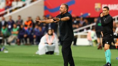 **Demi sang Cucu, Flick Janji Bakal Jaga Sikap di Lapangan Barcelona vs Girona**