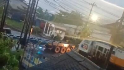 4 Fakta Tabrakan Keras KA Harina dengan Truk Trailer di Semarang – Update 1