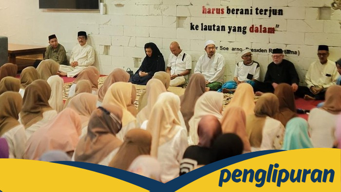 Santri Modern: Lawan Persepsi 'Ndeso' dengan Wirausaha