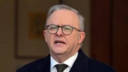 **Pesawat PM Australia Mendarat Darurat di AS: Apa yang terjadi?**