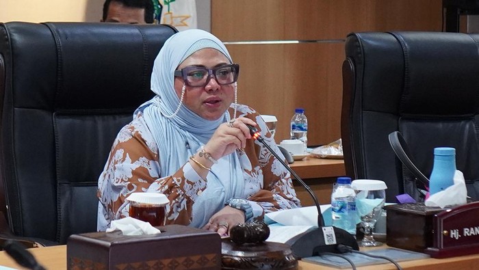**Pimpinan DPRD Ancurkan Solusi Krisis Lahan dengan TPU Baru di Tanah DKI**
