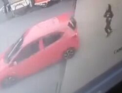 [Mobil Mysterious Melarikan Diri Setelah Isi Bensin, Polisi Investigasi Dilakukan]