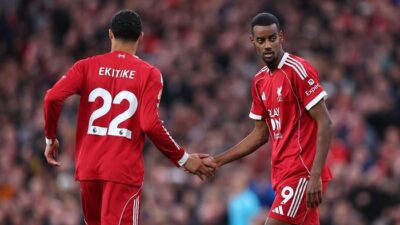 **Ekitike dan Isak, Duo Liverpool Menanti Klop di Liga Champions**