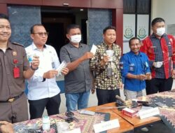 **Kejari Lebak Musnahkan Barang Bukti 57 Kasus, Narkoba Merajai Perkara**