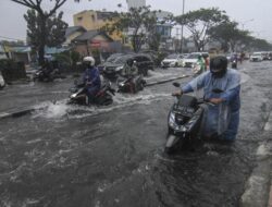 Pemkot Depok Beraksi Tegas, Bongkar Bangunan Liar Penyebab Banjir di Jl Margonda!