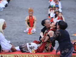 1.400 Penari Gandrung Sewu Dalam Prosesi Sakral yang Mengharu-Bahkan Diaspora RI di AS