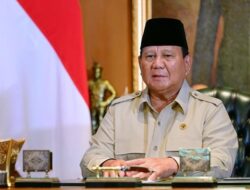 Prabowo: Santri Bukan Hanya Penjaga Moral, Tapi Juga Pionir Perubahan