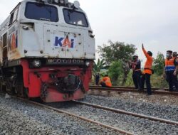 Kecelakaan KA Purwojaya di Bekasi Bikin 7 Perjalanan Kereta Api Dibatalkan!