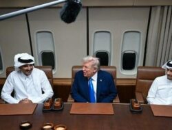 Trump & Emir Qatar: Kunci Perdamaian Timur Tengah?