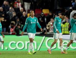 **Long Throw Brentford Merobek Lini Belakang Liverpool dalam Kekalahan 2-3**