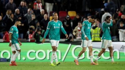 **Long Throw Brentford Merobek Lini Belakang Liverpool dalam Kekalahan 2-3**