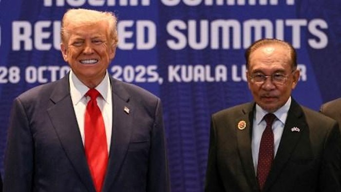 Jokes Anwar Ibrahim ke Trump: Saya Pernah Dipenjara, Anda Hampir - Update 1