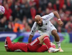 Liverpool Terpuruk, MU Menerobos di Liga Inggris Musim Ini!