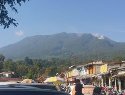 “500% Denda atas Pendaki Ilegal: Gunung Gede Pangrango Marah-Marah!”