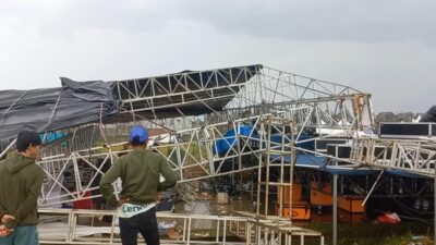 Badai Hujan dan Angin Menerjang Bogor: Tenda & Panggung Ambruk, Dua Luka