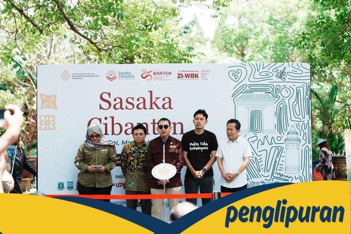 Menbud Resmikan Monumen Simbolis Jalur Masuk Cornelis de Houtman Di Banten Lama