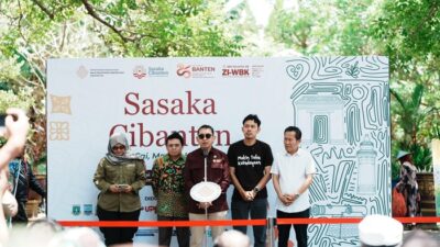 Menbud Resmikan Monumen Simbolis Jalur Masuk Cornelis de Houtman Di Banten Lama