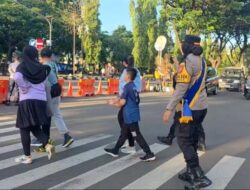 **Patroli ‘Mojang Lodaya’ dari Polwan Bogor Siaga di CFD Tegar Beriman**
