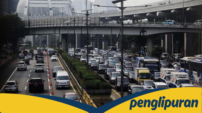 **Senin Pagi, Lalin Tol Arah Jakarta Membuat Wartawan Berdebar!**