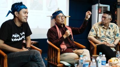 **”Menbud Fadli Zon: Musik Tradisi Kolintang & Balafon Terjun ke Mainstream!”**