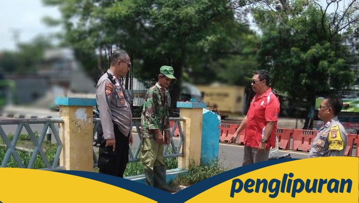 Viral Wanita Diduga Mabuk Tergeletak di Trotoar Depok, Polisi Cek Lokasi - Update 1