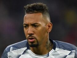 **Protes Fans Bayern Munich Berbuah: Jerome Boateng Gagal Menjadi Pelatih Magang**