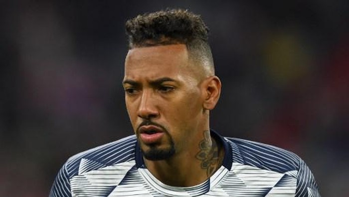 **Protes Fans Bayern Munich Berbuah: Jerome Boateng Gagal Menjadi Pelatih Magang**