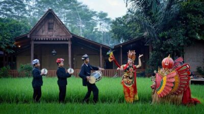 “Kampung Berseri Astra Kemiren Raih Penghargaan UN Tourism 2025, Wujudkan Desa Wisata Berkelas Internasional!”