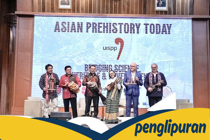 **Fadli Zon Resmi Buka Konferensi UISPP 2025, Bicarakan Prasejarah Asia di UKSW Salatiga**