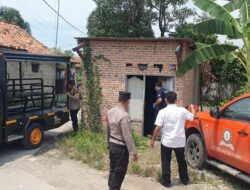 Cikarang Shocked: Warga Temukan Mayat Pria Busuk di Rumah, Investigasi Polisi Sedang Berlangsung