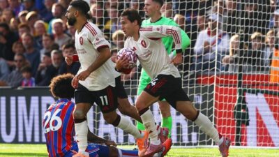 The Reds dalam Krisis: Liverpool Vs