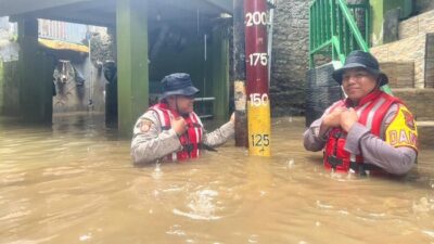 “Kebon Pala Dilanda Banjir, Air 1,2 Meter mengancam Pemukiman Warga!”