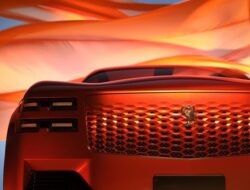 “Century Siap Menyapu Bersih Pasar Mewah, Lexus Berhadapan dengan Tantangan Berat”