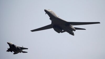 2 Pesawat Pengebom AS Kembali Melintas di Dekat Venezuela, Ancaman atau Rekonsiliasi?
