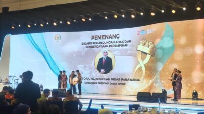 “Khofifah Irawati Menjadi Sorotan di Daftar Pemenang DPD RI Awards 2025: Kiprah yang Menginspirasi”