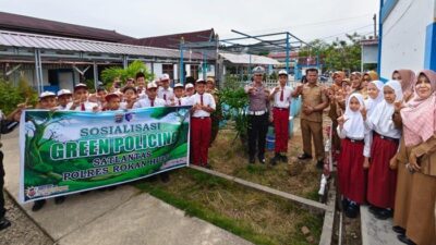“Polantas Rohul Tanam Masa Depan dengan Sosialisasi Green Policing di SD”
