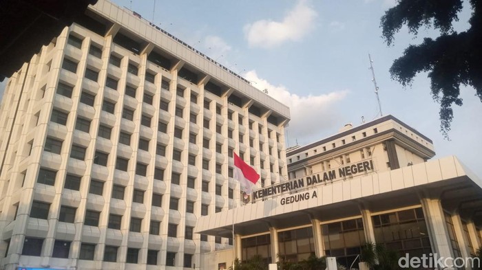 **Kemendagri Tanggalkan Surat Kerjasama Ditjen Adwil sebagai Palsu**