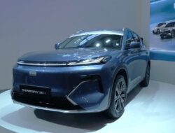 **Harga Geely Starray EM-i Diumumkan, Nggak Sampai Rp 500 Juta**