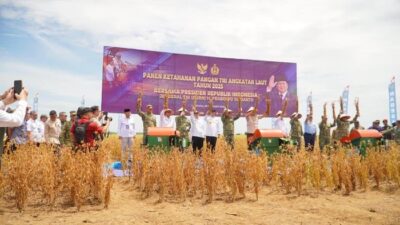 “Sinergi Pemprov Lampung-TNI, Panen Kedelai untuk Swasembada Pangan!”