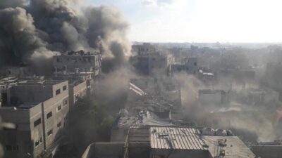 1. **Israel Gempur Gaza Lagi, Klaim Targetkan Gudang Senjata**