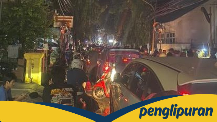 4 Jam di Jalan: Kisah Dandy yang Terjebak Macet dari PIM ke Mampang