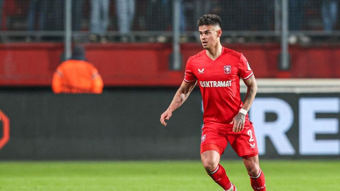 **Mees Hilgers dan Klub NEC: Kenapa Transfer Musim Panas Lalu Gagal Terjadi?**