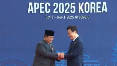 **Prabowo Subianto Hadiri KTT APEC 2025, Disambut Hangat oleh Presiden Korsel Lee Jae-myung**