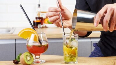 “Inilah Cara Membuat Minuman Energy Booster Sendiri di Rumah dengan Cepat!”