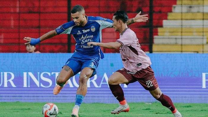 **PSIM Yogyakarta vs Persik Kediri: Laskar Mataram Raih Kemenangan Tipis 2-1, Naik ke Posisi Dua Klasemen BRI Super League**